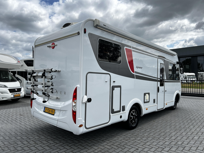 B&uuml;rstner Lyseo Time I 690 G Single beds/Automatic! photo: 2