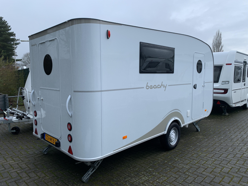 Hobby Beachy 450 A-frame box/Awning photo: 1