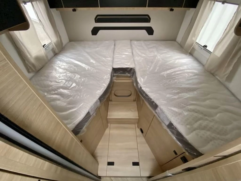 Chausson 777 Premium Etappe Line 8-Gang Automatik Foto: 18