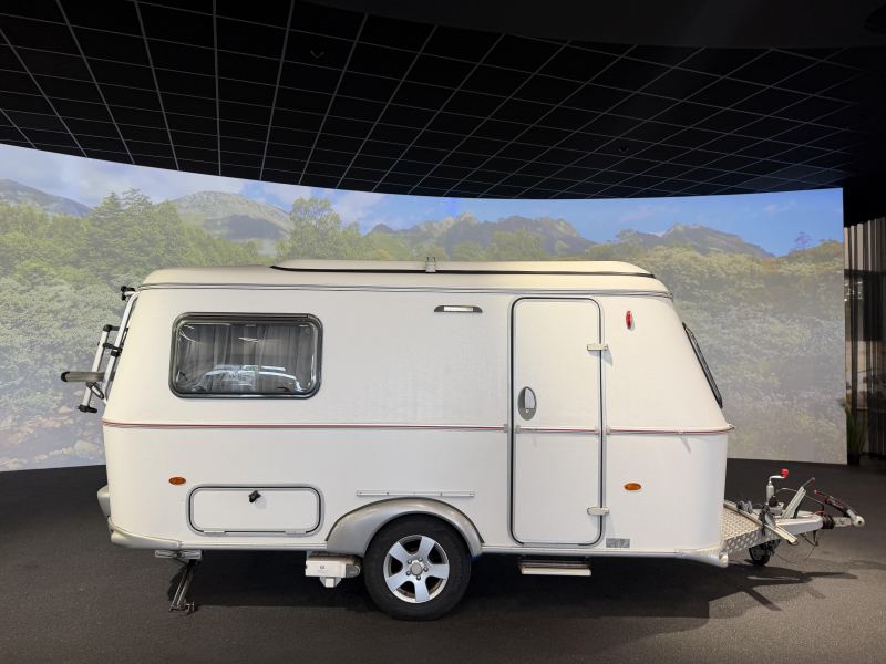 Eriba Touring Triton 410 mover / toit relevable photo : 3