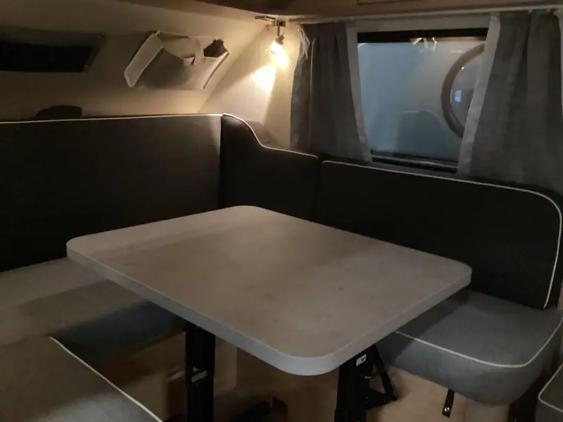 T@B Metropolis 320 RS model 2026 