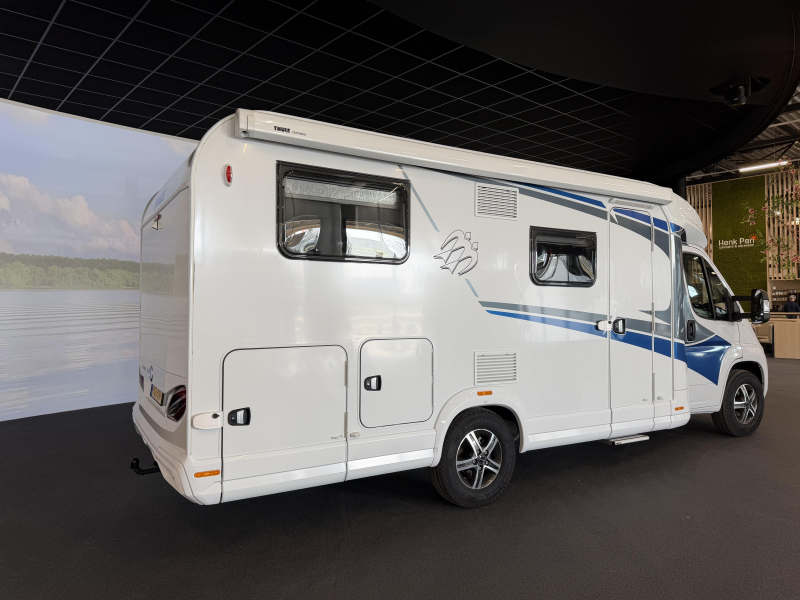 Knaus L!ve Ti 650 MEG automaat lage lengte bed  foto: 2