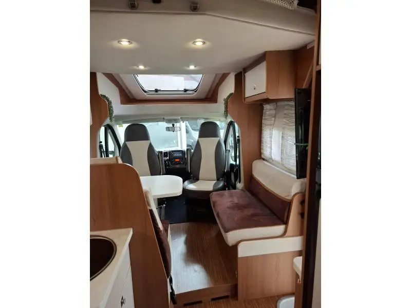 LMC Rotec 662 TI 130PK Frans bed Hefbed  foto: 14