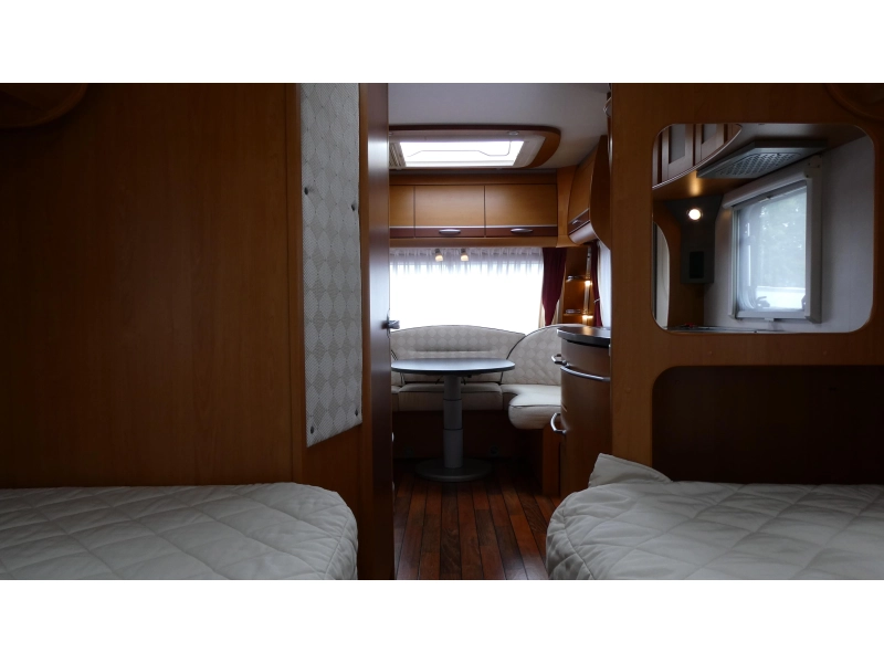 Dethleffs Beduin 510 V Thule Dachmarkise Foto: 12