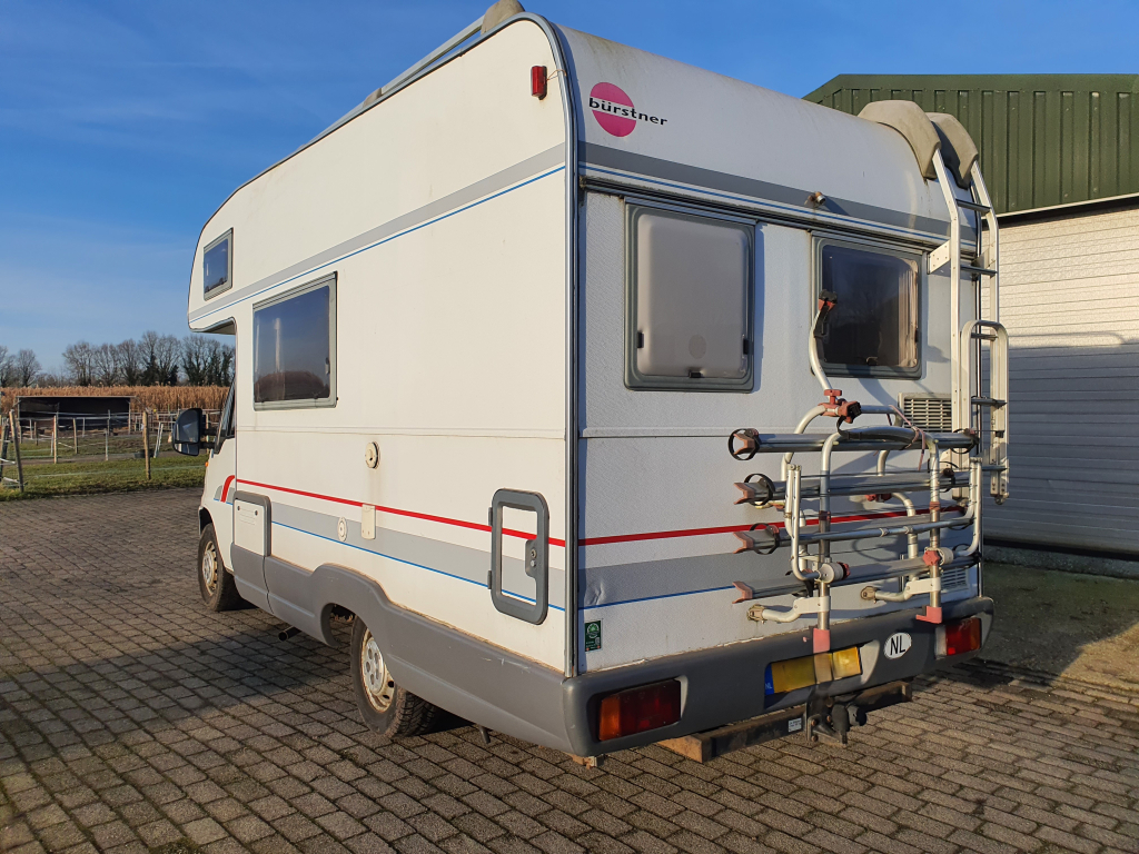 Fiat Ducato 2.8 tdi Bürstner 2 zonnepanelen 6 zitplaatsen foto: 22