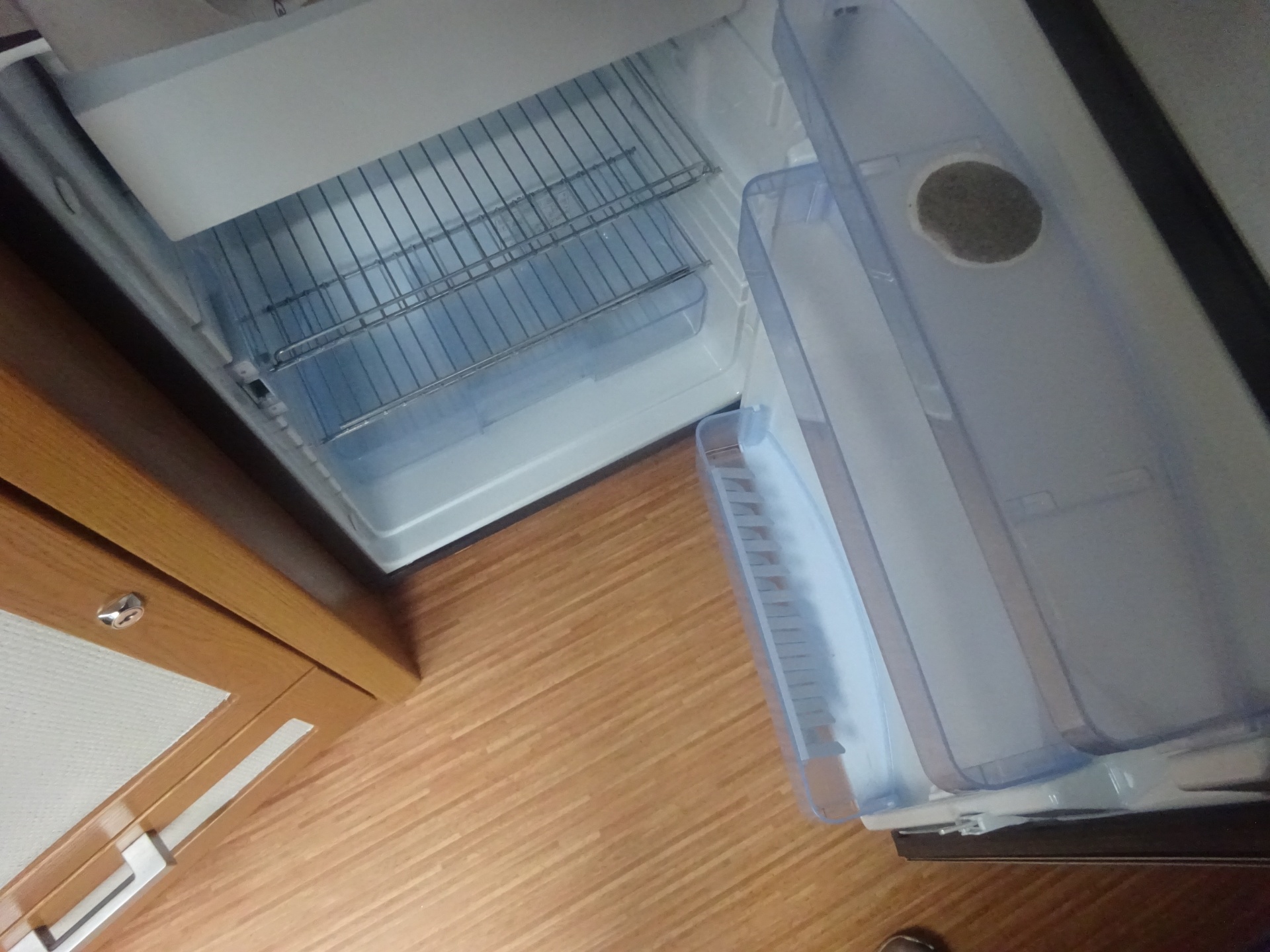 Knaus Azur 460 Frans Bed en Rondzit + Mover foto: 19