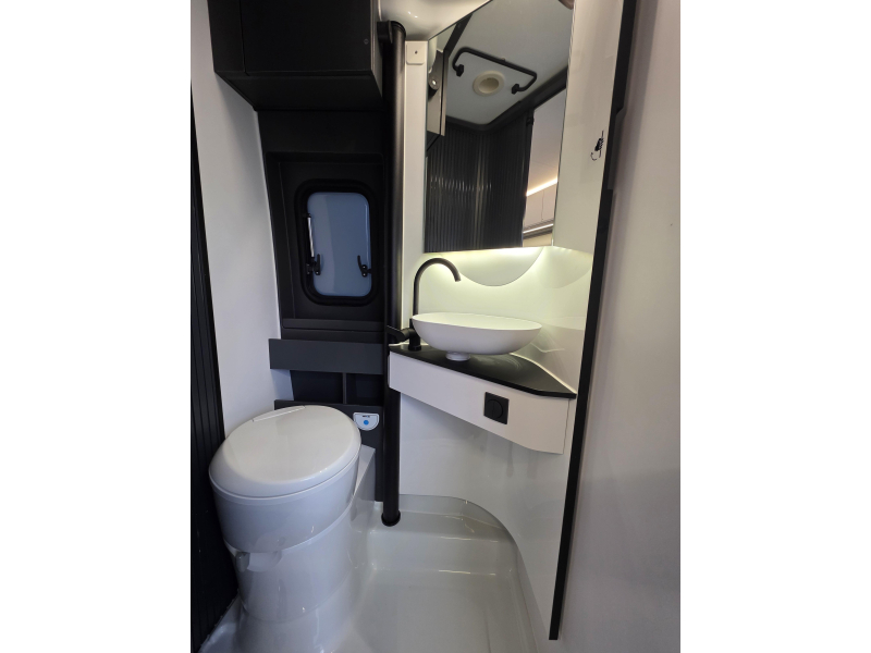 Adria Twin Supreme 640 SLB  foto: 15