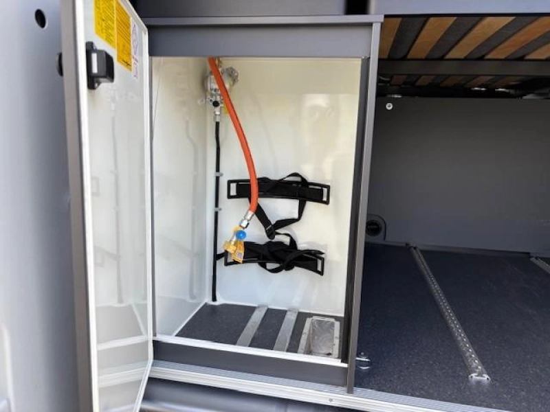 Adria Twin 600 SPB AUTOMAAT/BUSBIKER  foto: 12