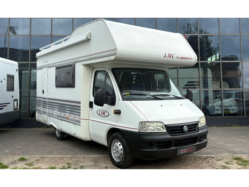 LMC Liberty 2.8JTD 130PK Luifel  foto: 1