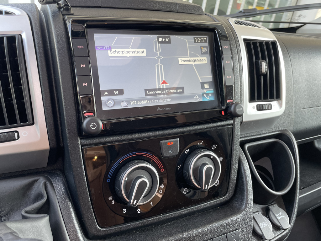 Bürstner Travel Van T 620 G ENKELE BEDDEN ZONNEPANEEL EURO6  foto: 14