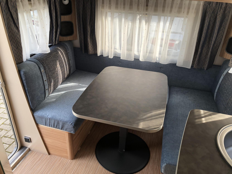 Eriba Feeling 470 Ik ben te huur!  foto: 5