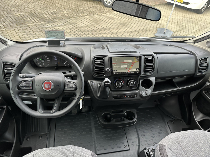 Knaus L!ve Ti 650 MEG 160PK-AUTOMAAT-698CM  foto: 17