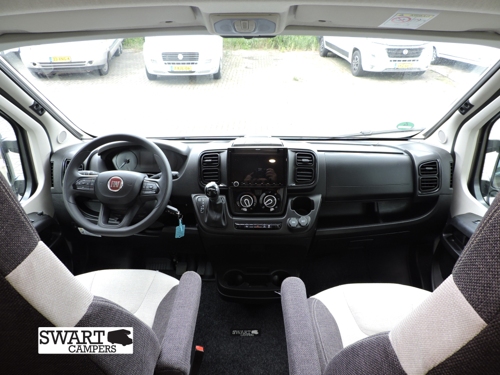 Weinsberg CaraBus 540 MQ, Dwarsbed Automaat foto: 8