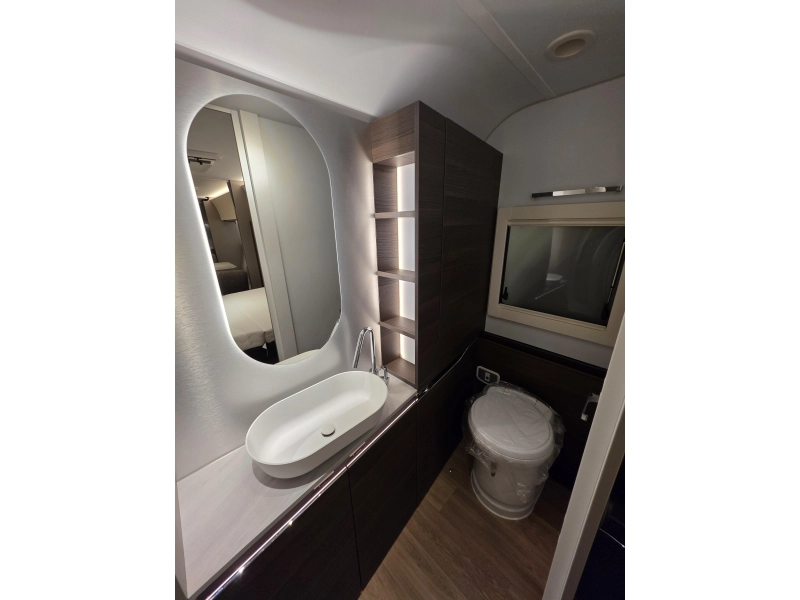 Adria Alpina 663 HT Foto: 8