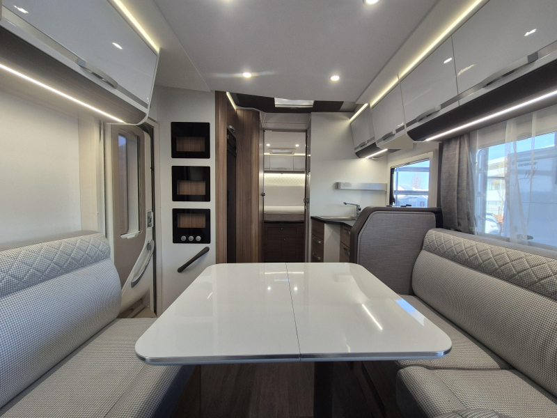 Adria Matrix 640 DC Face to face 2021 Foto: 2