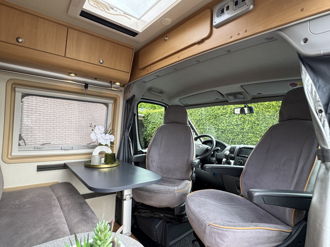 Adria Twin 600 158 cv Fiat Ducato 3.0 AUTOM&Aacute;TICO **Solo 6 metros/Cama transversal grande/4 asientos/Toldo/Panel solar/Portabicicletas/JBL/Ver foto: 5