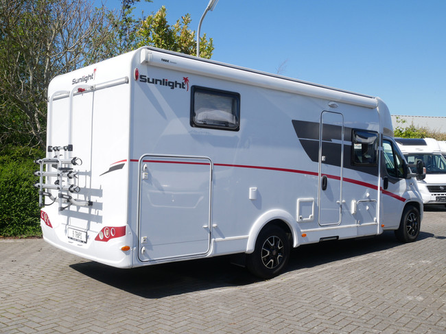 Sunlight T67, 9-Traps automaat, Lengtebedden, XXL Garage foto: 23