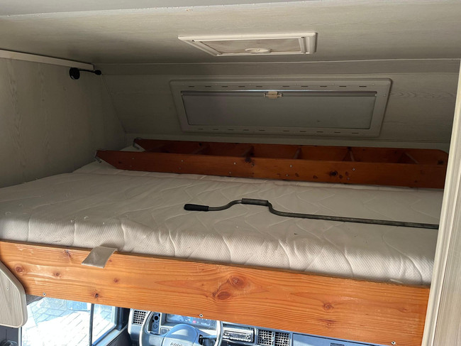Fiat Ducato 14 2.5 Gran Volume | Goofy | Fahrradtr&auml;ger | Anh&auml;ngerkupplung | 7 Personen | Heizung | K&uuml;hlschrank | Alkovenbett | 2x Zugsitz Foto: 20