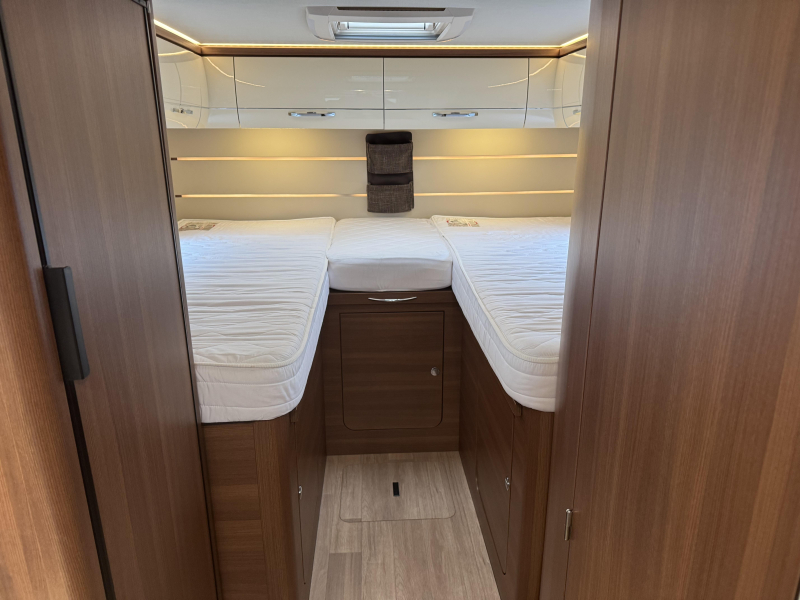 LMC Cruiser Passion 663 G CAMAS LARGAS- 7 METROS foto: 10