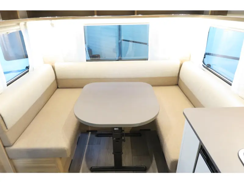 Bürstner Premio 450 TS MOVER+LICHTGEW.ACCU  foto: 4