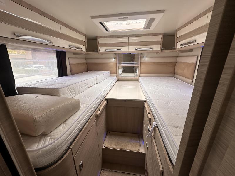 Mobilvetta K-Yacht 86 Lengtebedden Automaat TV  foto: 11