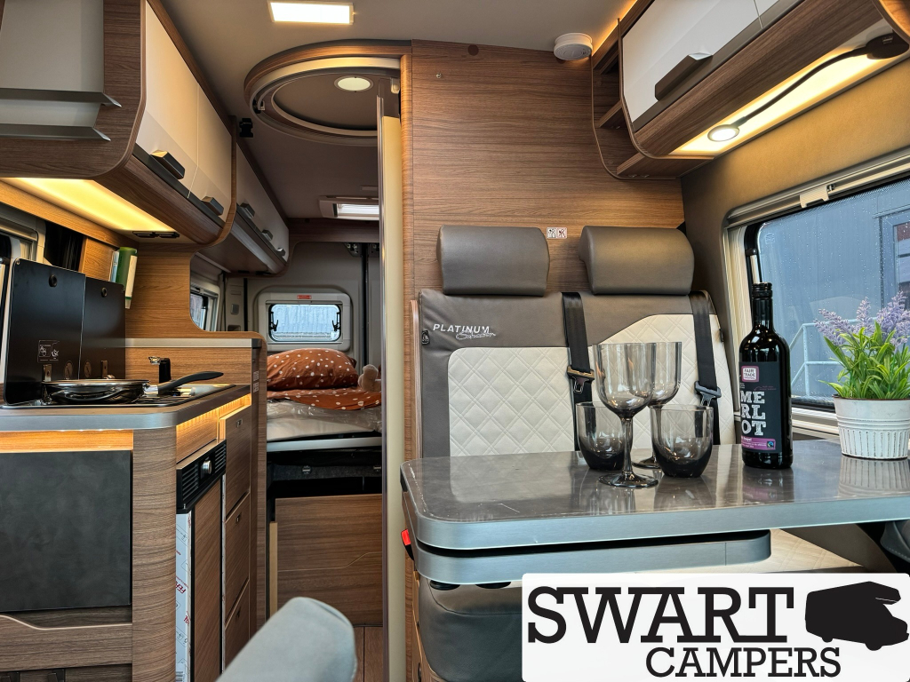 Knaus Boxlife 600 ME Platinum Selection, Automaat Lengtebedden foto: 11