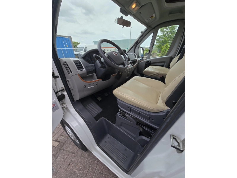 Hymer T 674 SL Star Edition 2010  foto: 7