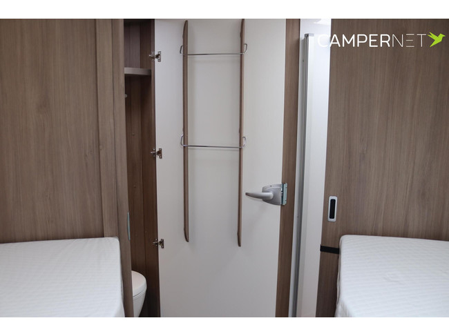 Carado T457 140hp Automatic | Single beds | Face to Face | Pro + Package | Thule awning | Separate shower | Large refrigerator | Light alloy photo: 19