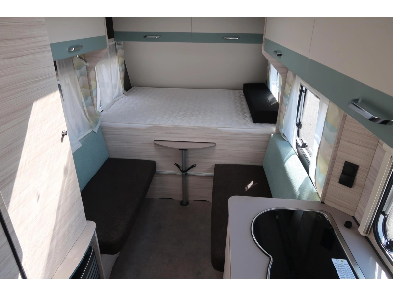 Dethleffs C'Joy 480 QLK ZGAN EN MET VOORTENT 