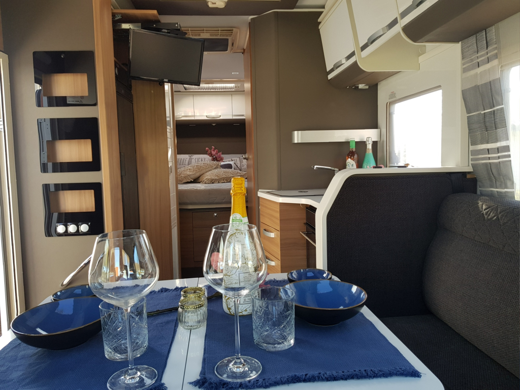 ADRIA MATRIX M 670DC foto: 9