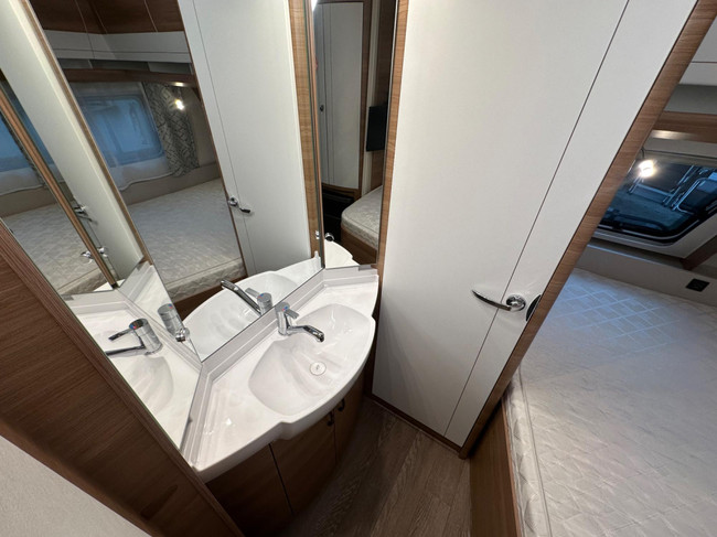 Hobby De Luxe 460 UFe foto: 19