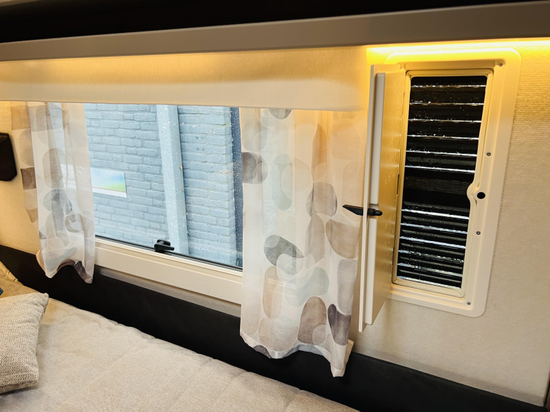 Kabe Royal 560 GLE B2 - KS  foto: 20