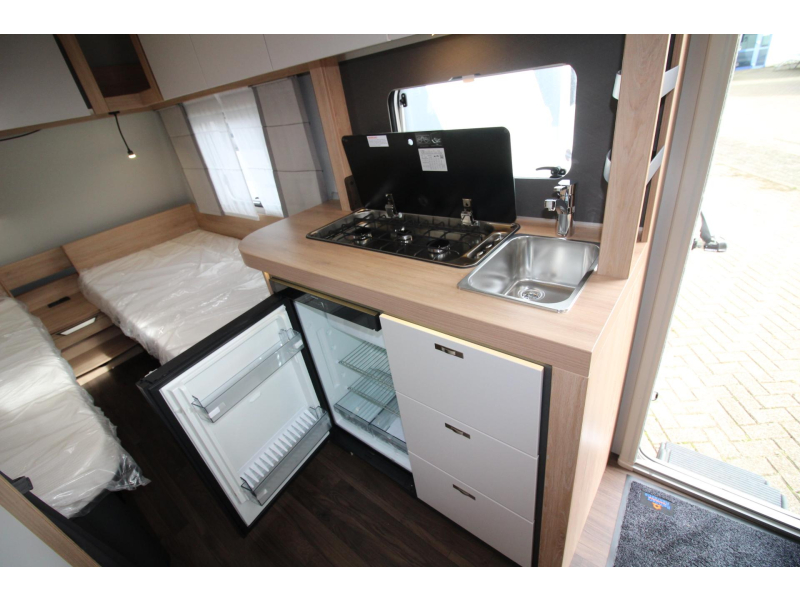 Knaus Sport 500 EU Einzelbetten & Rundsitzgruppe! Foto: 11