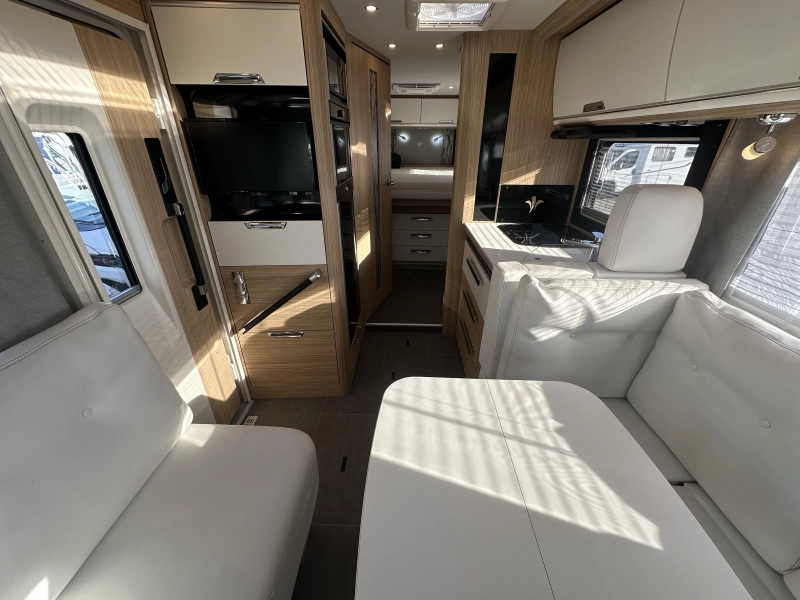 Niesmann+Bischoff Arto 78 F 160PK Automaat E&P ALKO  foto: 4