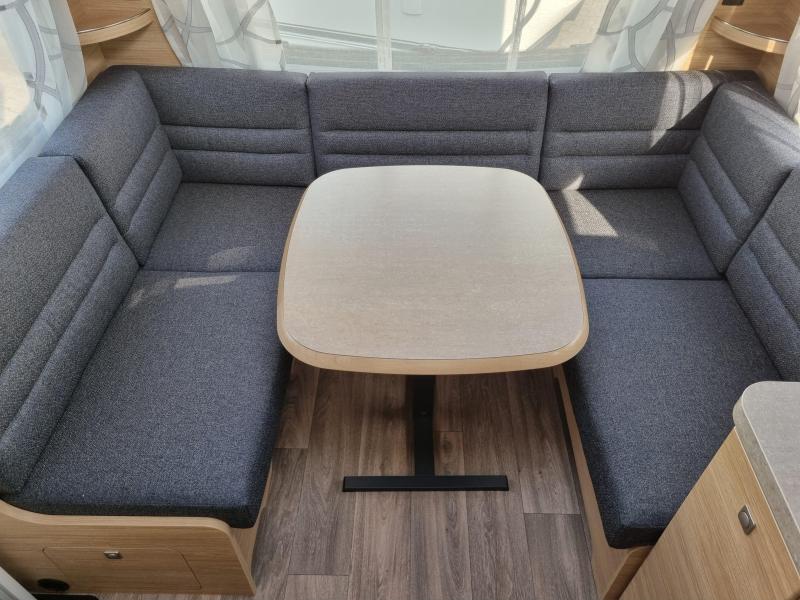 Fendt Bianco Activ 445 SFB 1700 kg - Truma Combi 4e  foto: 5