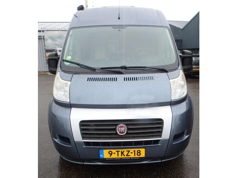 Hymer Grand Canyon 600 photo: 4