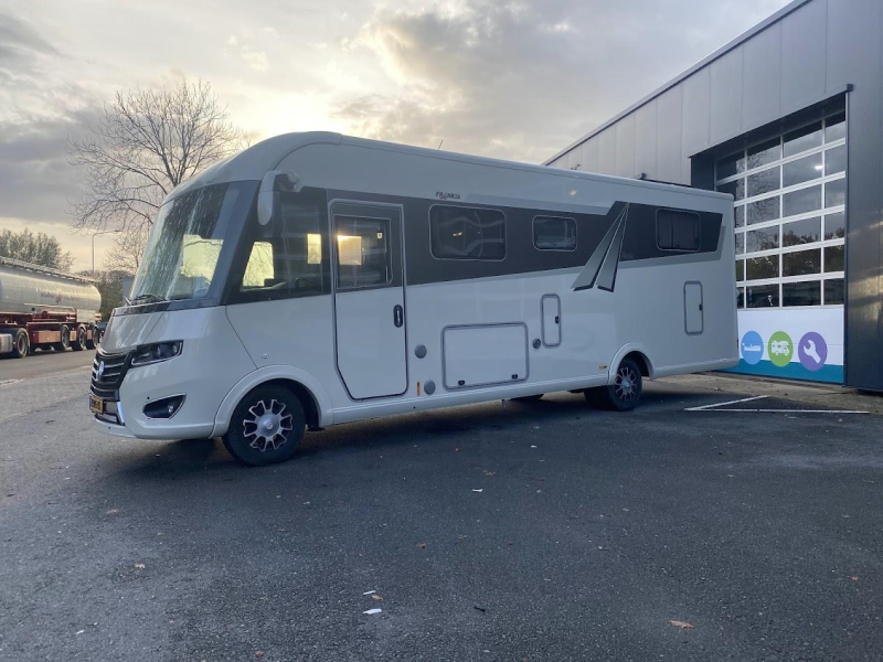 Frankia Platin 8400 QD Alpine Geluidsysteem  foto: 1