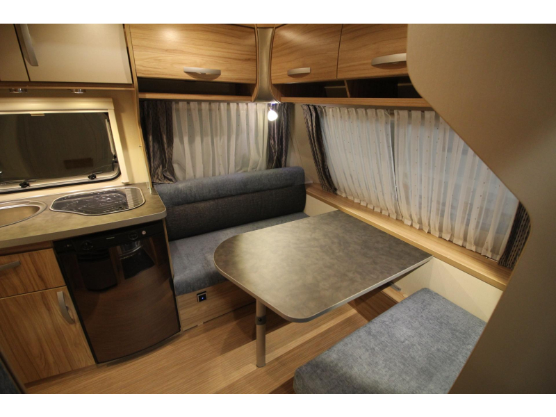 Eriba Nova Light 465 Mover, Portabicicletas, Toldo foto: 6
