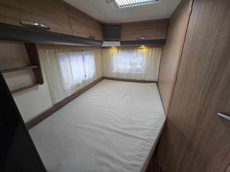Adria Matrix Axess 650 SF b.j 2013 Gezin Camper  foto: 17