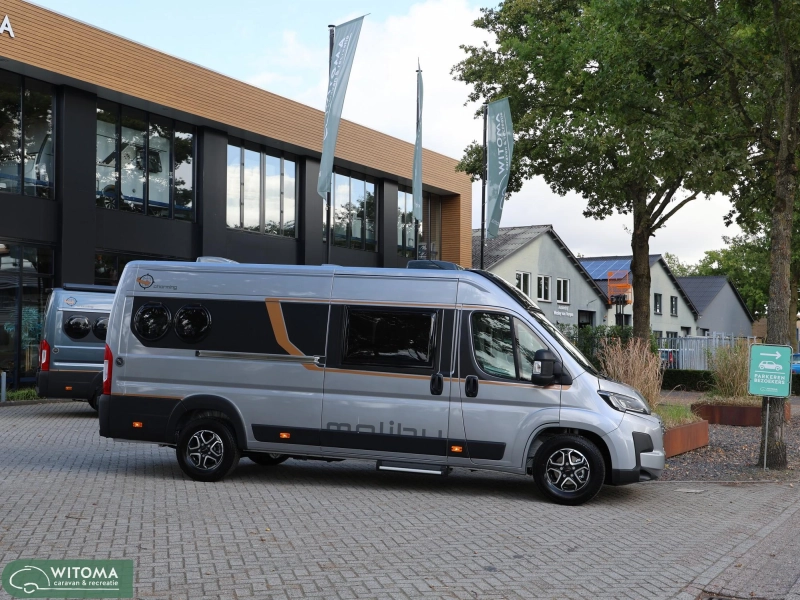 Malibu Van Charming 640 LE Comfort GT Skyview Aut.  foto: 2