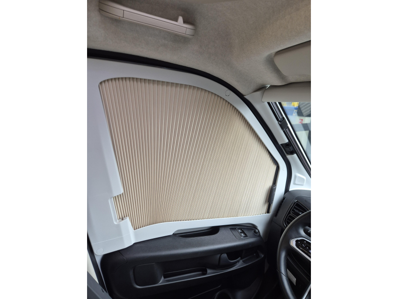 Adria Matrix 650 DL Face to face Foto: 19