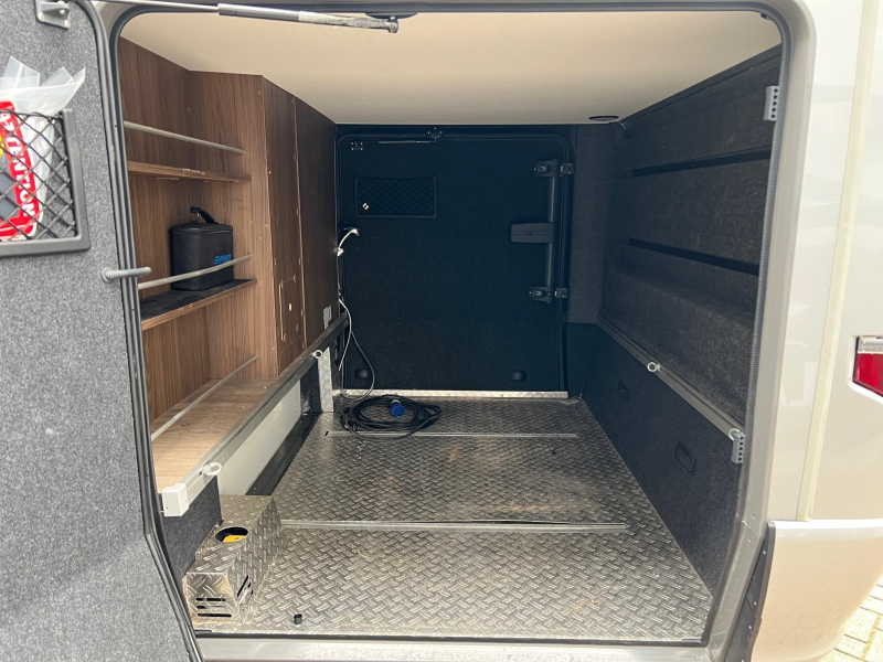 Hymer B ML I 780 schotel, airco, enkelbed  foto: 23