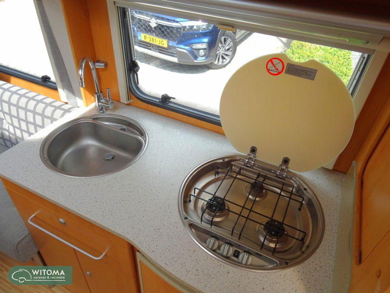 Eriba Sporting Pulse 465 beautiful caravan photo: 8