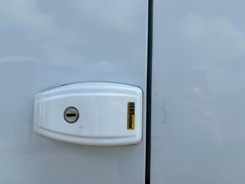 Knaus Boxstar Freeway 630 ME Nivelliersystem mit VB Luft Foto: 12