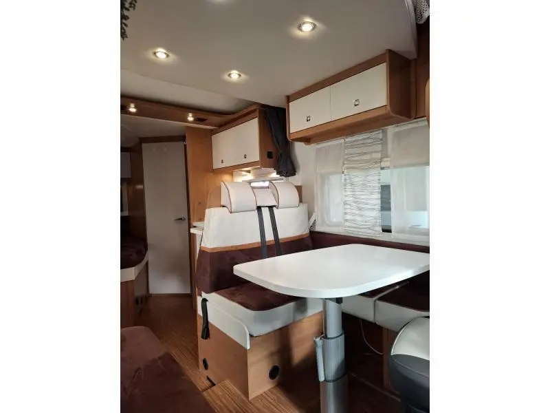 LMC Rotec 662 TI 130PK Frans bed Hefbed  foto: 16