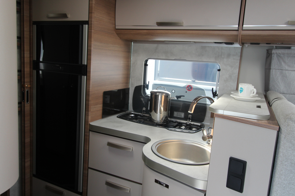 Knaus L!VE 900  foto: 8