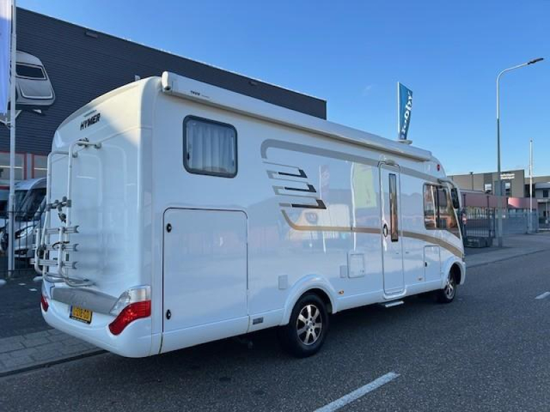 Hymer B584 B588 - automatic - low mileage photo: 4