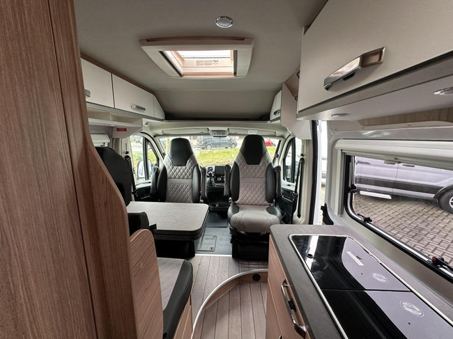 Weinsberg CaraBus 630 ME Fire edition aktiemodel foto: 6