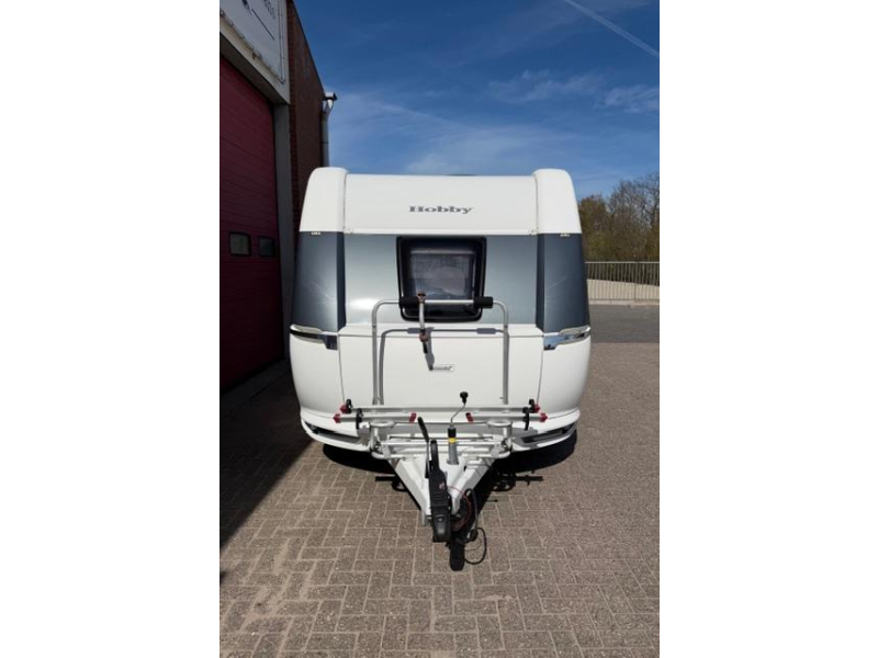 Hobby Excellent 495 UFE Incl. Mover Toldo foto: 7