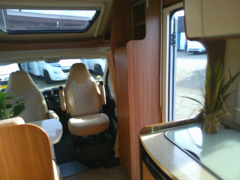Carado fijne wendbare camper  foto: 6